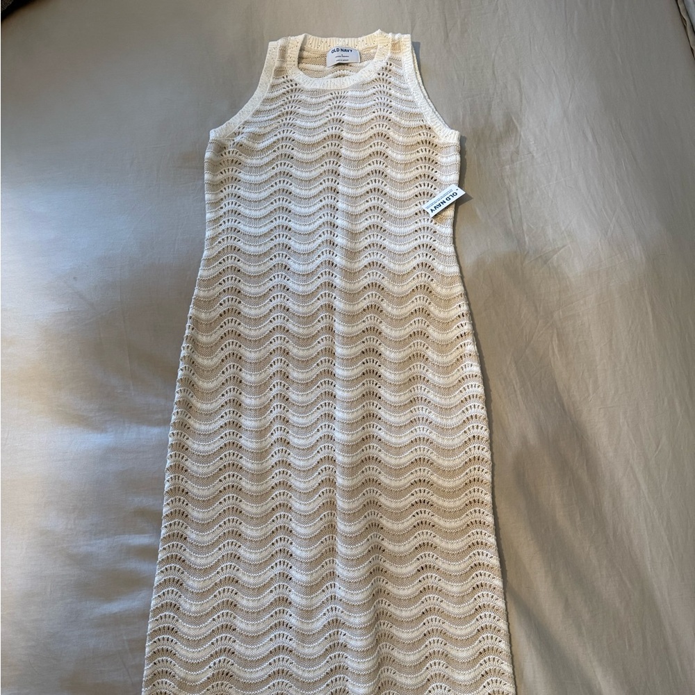 Old Navy Beige Textured Maxi Dress - Picture 1 of 3